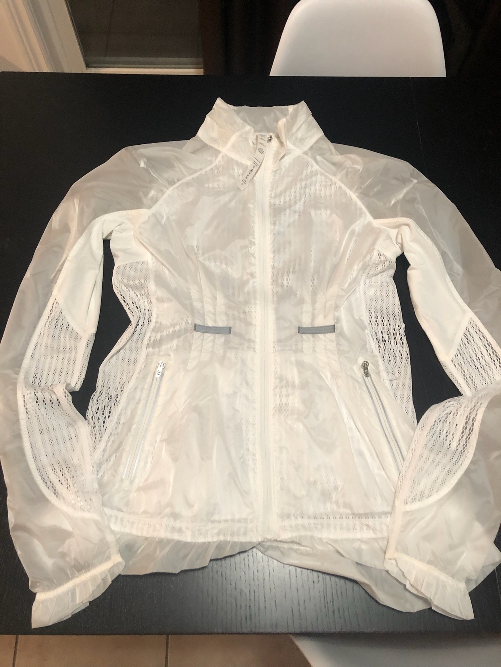 Lu Lu Lemon Lightweight White Women's Zip Windbreaker Jacket
